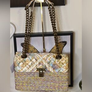NWT Kurt Geiger The Braxton Mixed Media Shoulder Bag. Retail $245.00